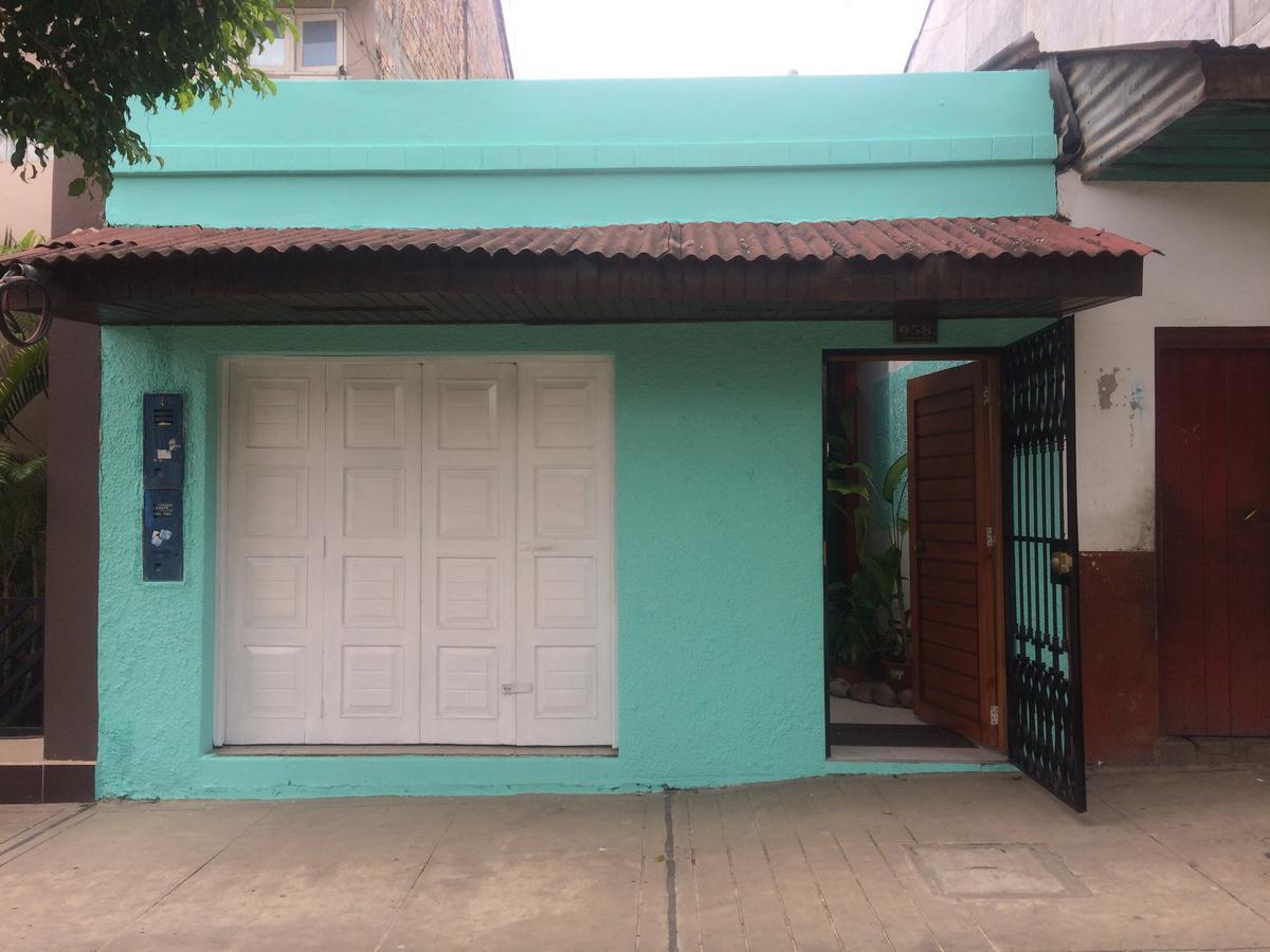 The Amazon Within Hostel Ικίτος Εξωτερικό φωτογραφία