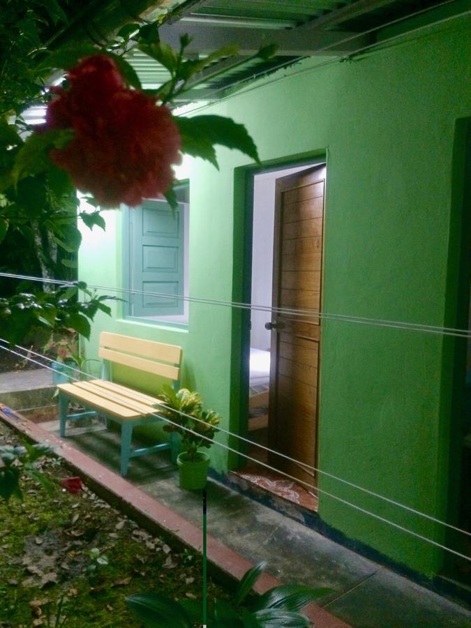 The Amazon Within Hostel Ικίτος Εξωτερικό φωτογραφία