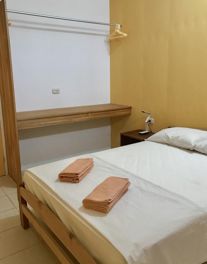 The Amazon Within Hostel Ικίτος Εξωτερικό φωτογραφία