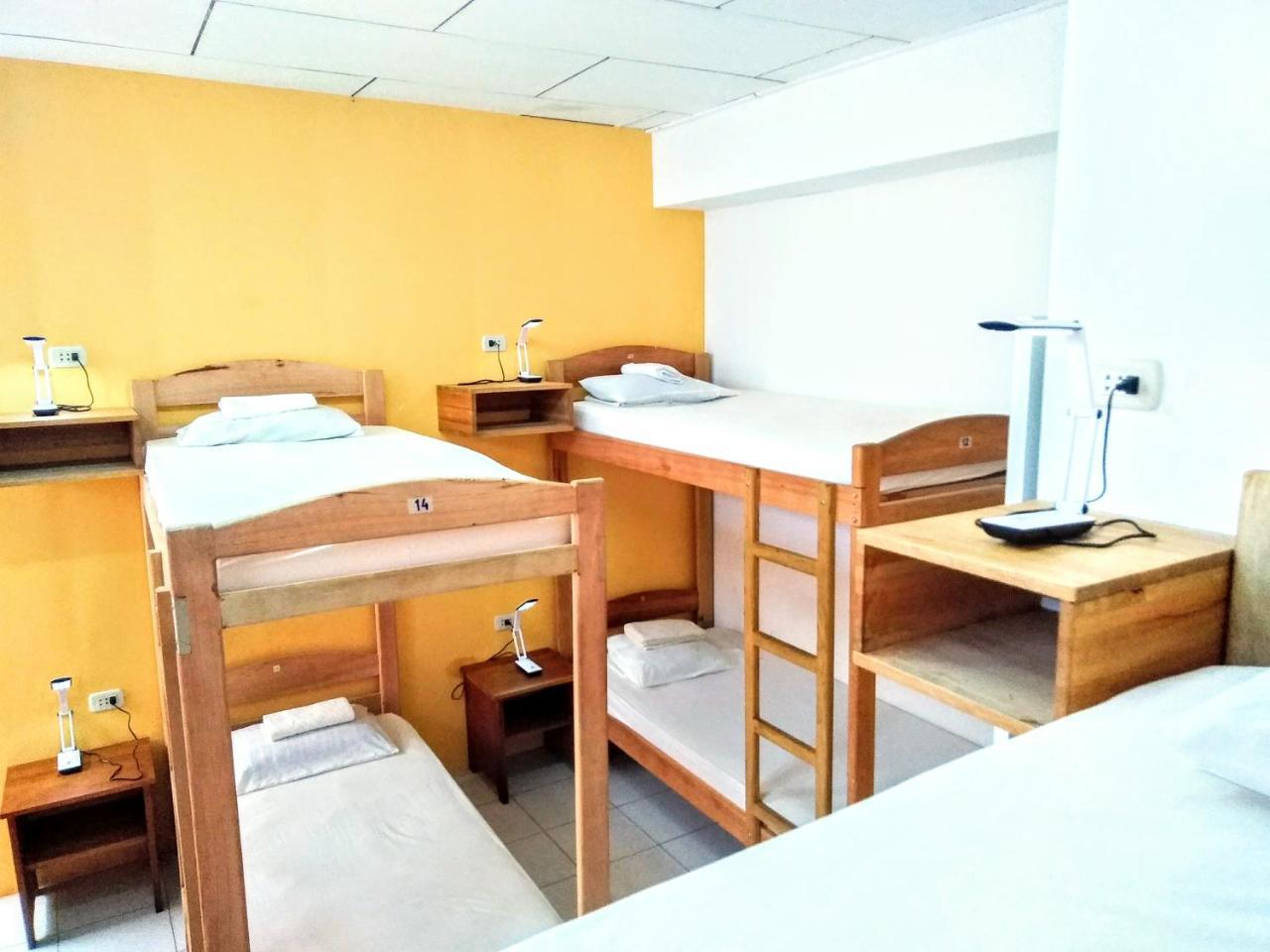 The Amazon Within Hostel Ικίτος Εξωτερικό φωτογραφία