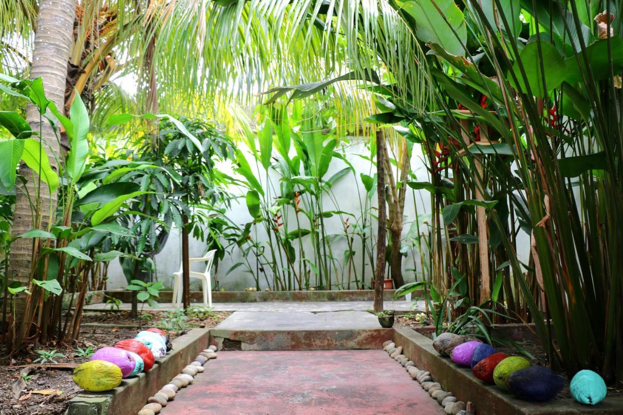 The Amazon Within Hostel Ικίτος Εξωτερικό φωτογραφία